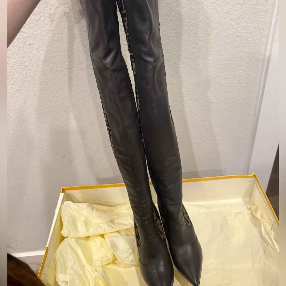 Fendi Rockoko Over the Knee Boots w FF Pattern leather sole ebano tabacco nero